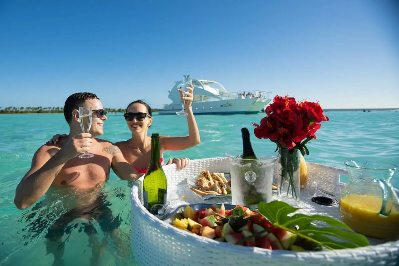 Saona Elite — Private Charter Yacht Caribbean Sea